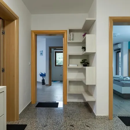 Villa Lealeana In Pula,istrien
