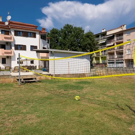 Lealeana In Pula,istrien Villa *